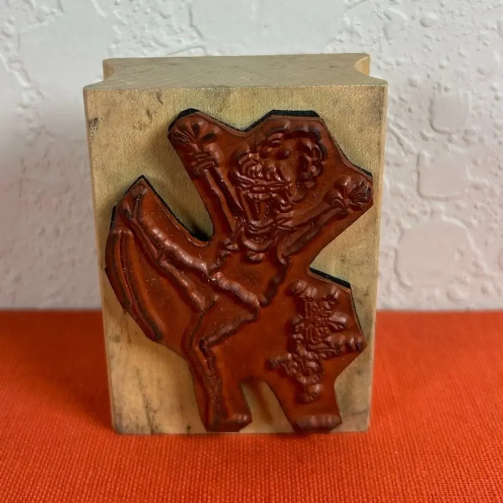 Vtg American Art Janet Cleland Wood Mounted Rubber Stamp-Lets Party preowned